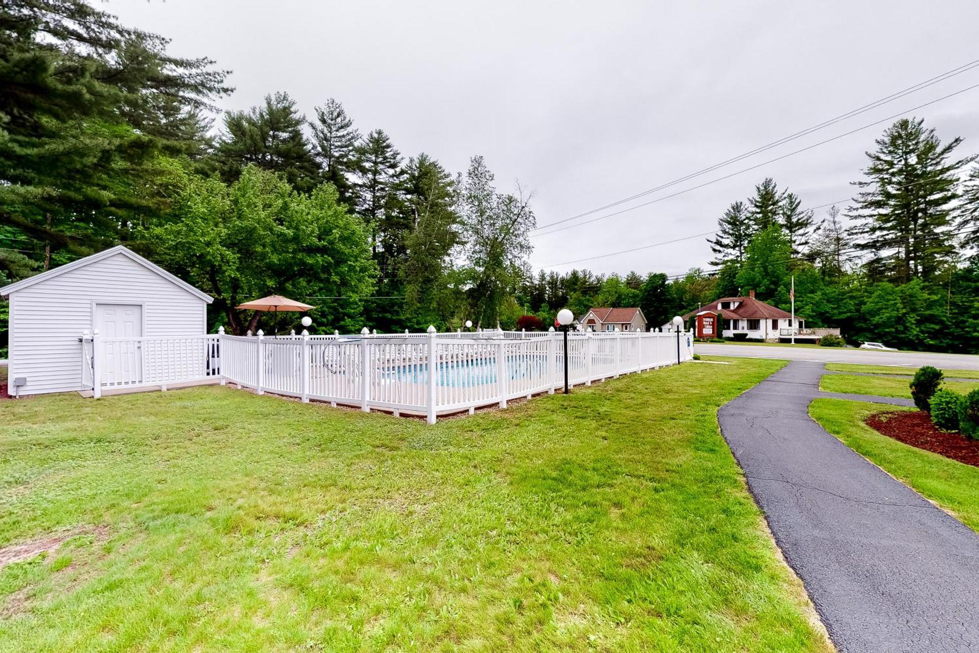 Riverbank Motel And Cabins Managed By Vacasa Lincoln Room photo